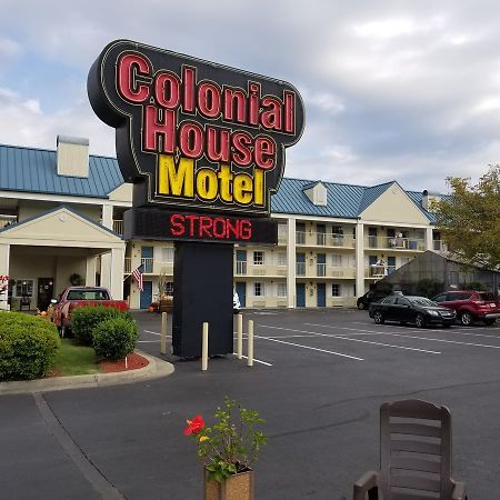 Colonial House Motel Pigeon Forge Eksteriør billede