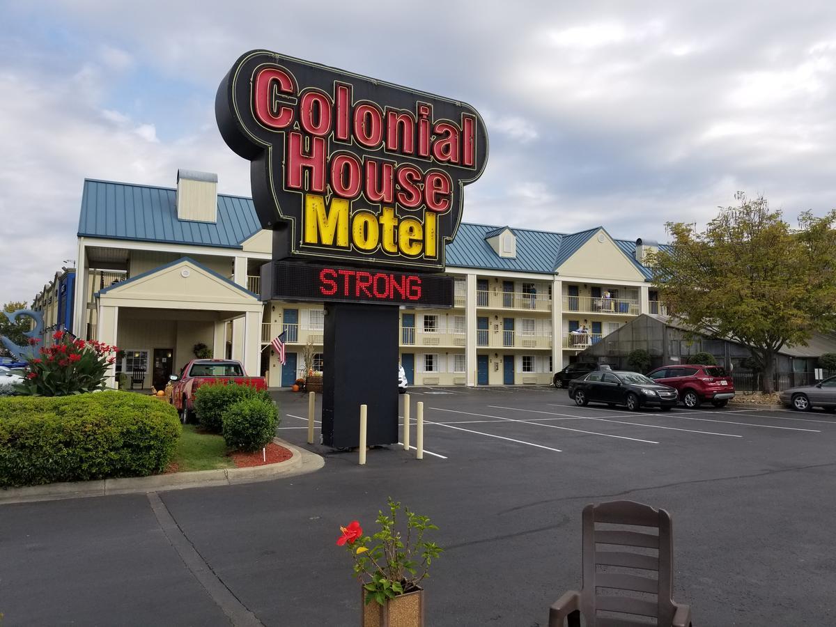 Colonial House Motel Pigeon Forge Eksteriør billede