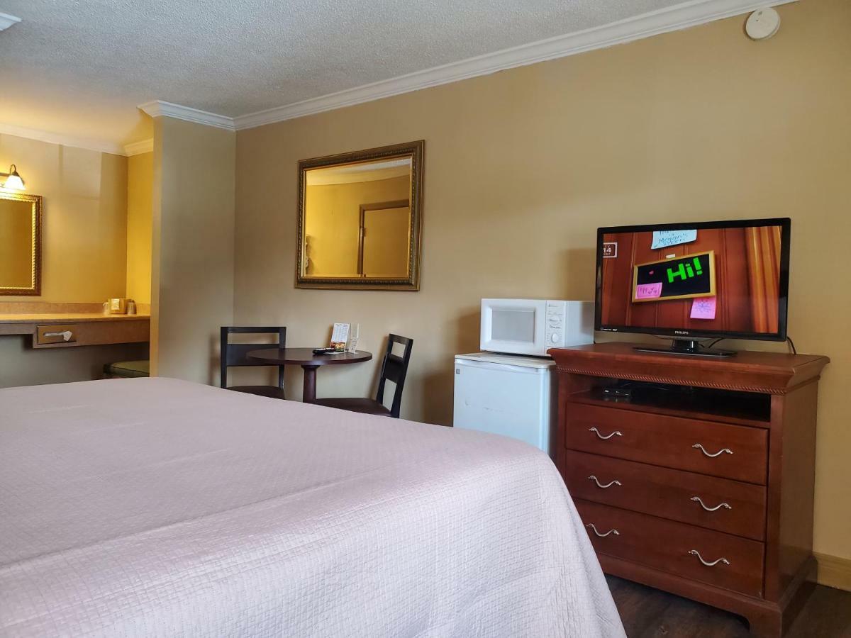 Colonial House Motel Pigeon Forge Eksteriør billede