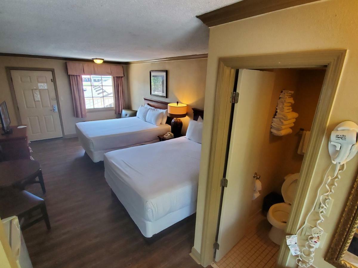 Colonial House Motel Pigeon Forge Eksteriør billede